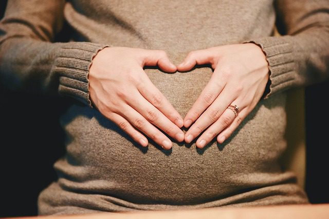 Celiakie a těhotenství: Jak ovlivní váš potomek?