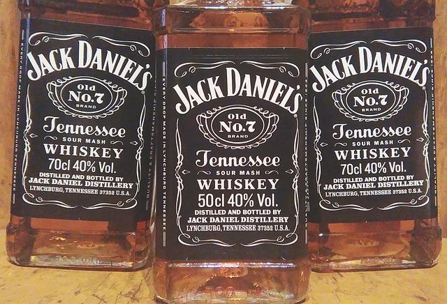 Jack Daniels a lepek: Nečekaný obsah oblíbeného nápoje