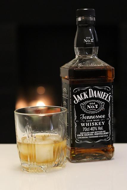 - Jaký vliv mají lepky v oblíbeném nápoji Jack Daniels na naše zdraví?